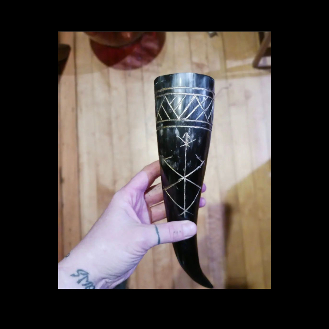 Drinking horn