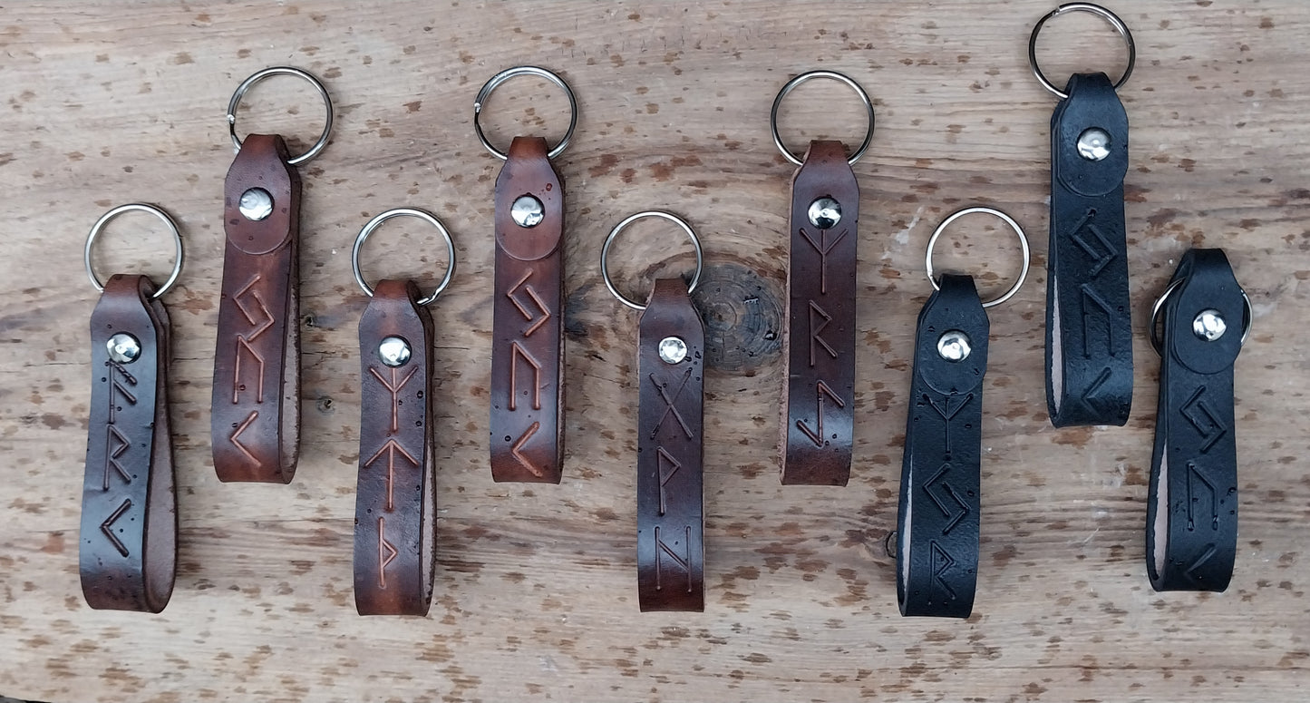 Leather belt loop keychain