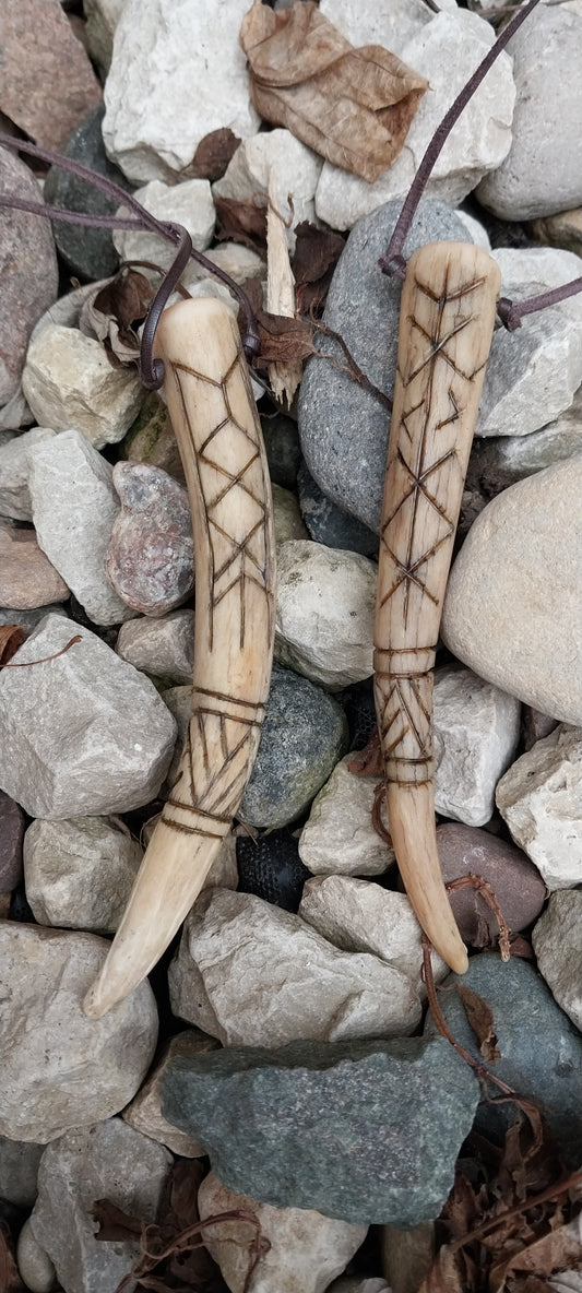 Bind rune necklace